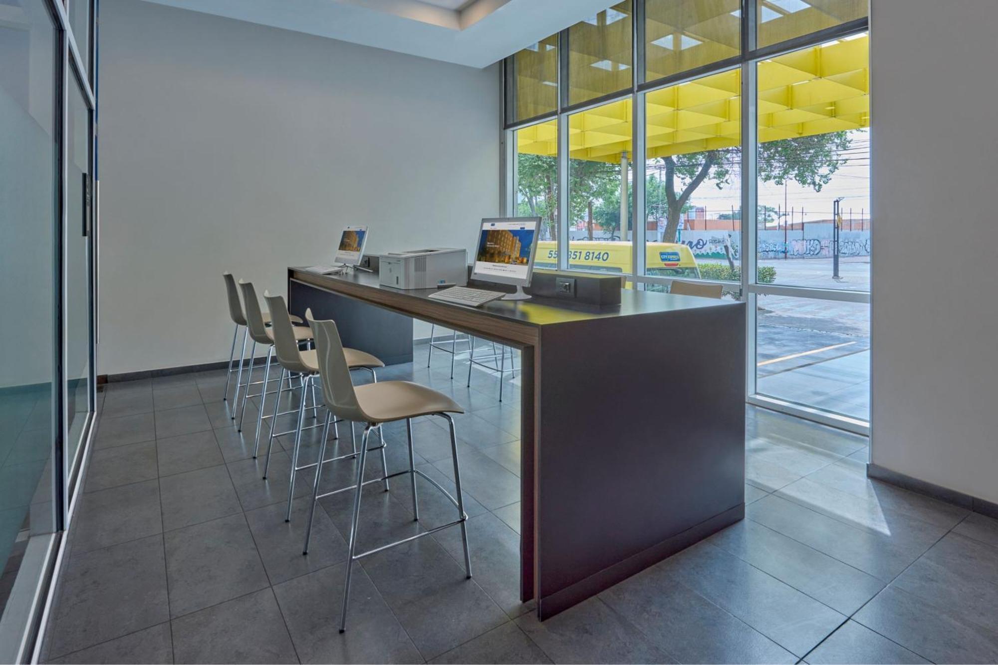 City Express By Marriott Ciudad De Mexico La Villa Exterior photo